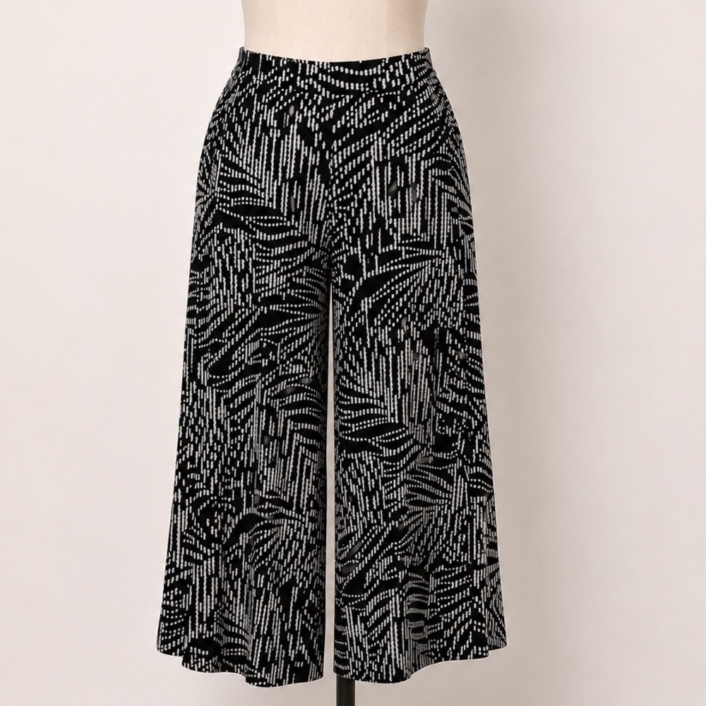 NEW Chicos Travelers‎ Black White Abstract Palm Crop Pant Wide Leg Sz 3 US 16/18